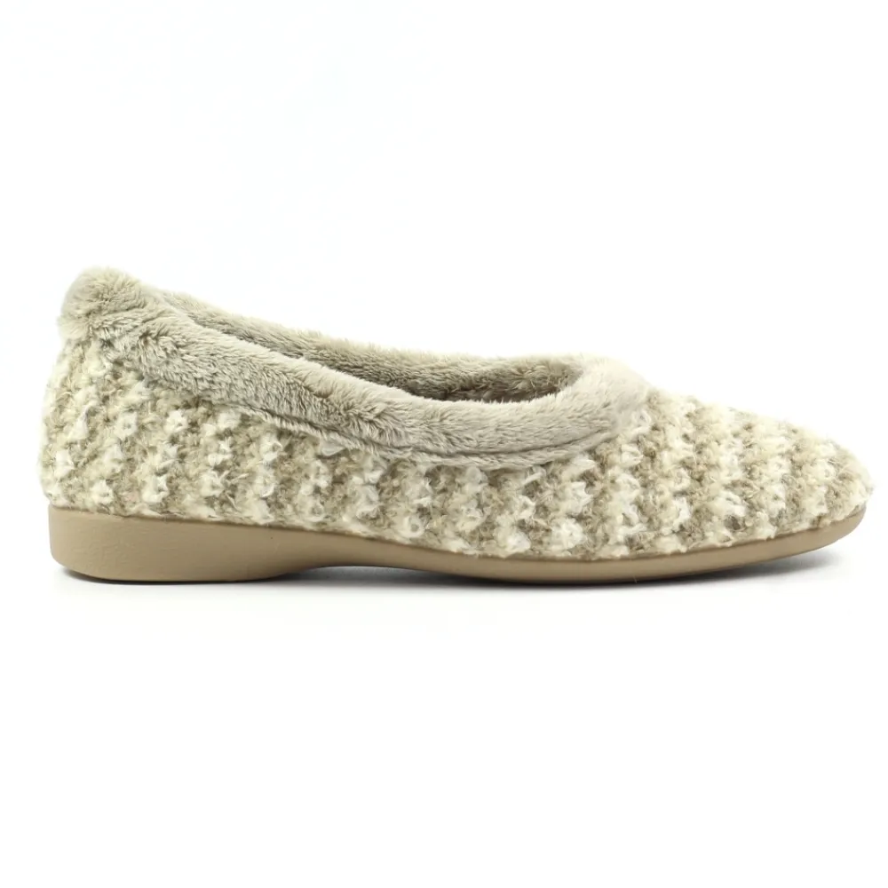 Slip-on | Pump-Lunar Shoes Cambria Beige Slipper