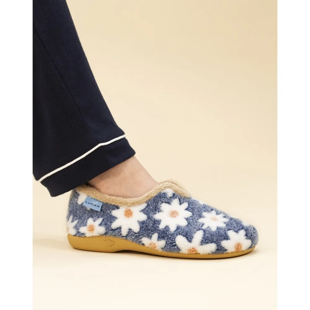 Moccasin-Lunar Shoes Daisy Blue Flower Slipper