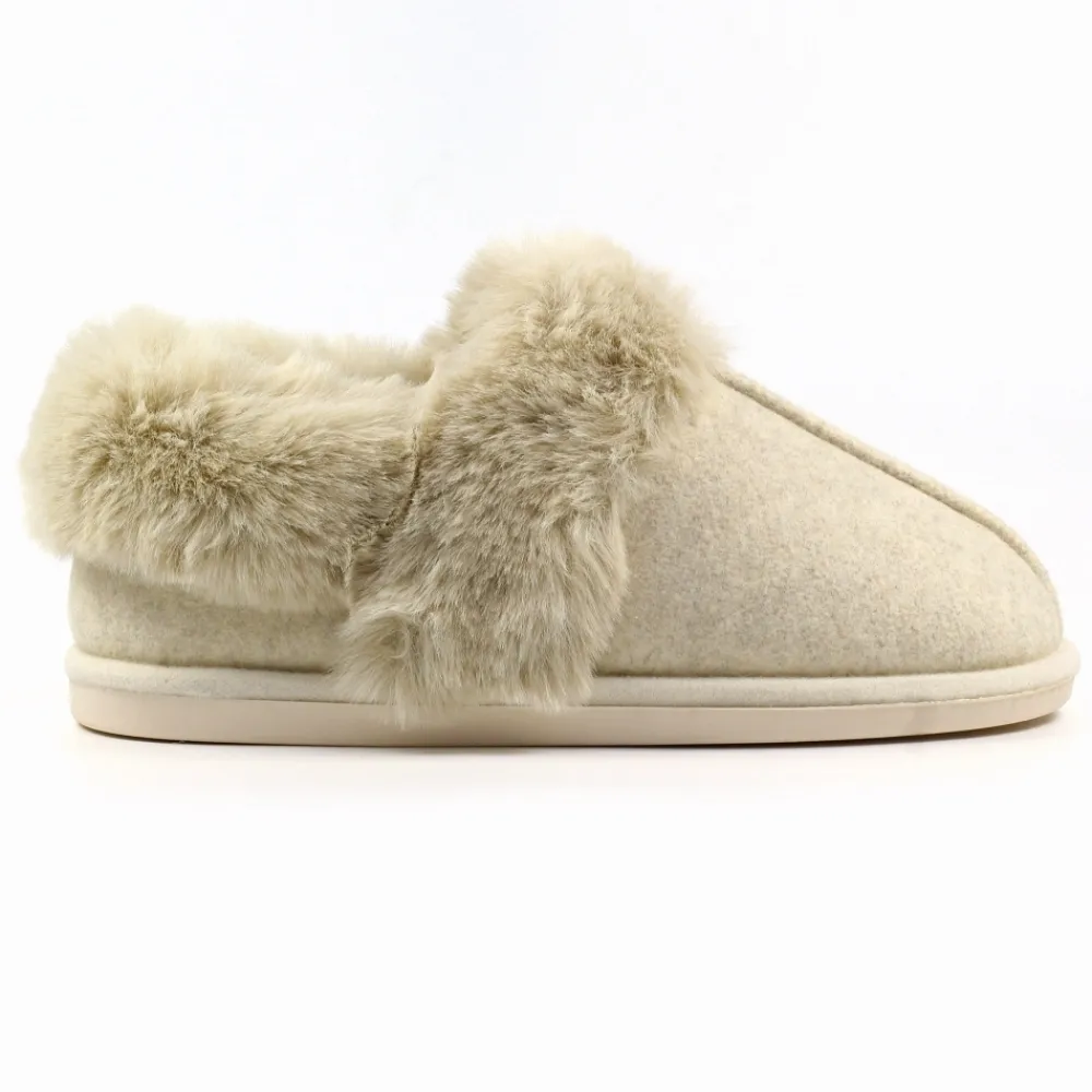 Gift Boxed Slippers | Boot-Lunar Shoes Ember II Beige Slipper